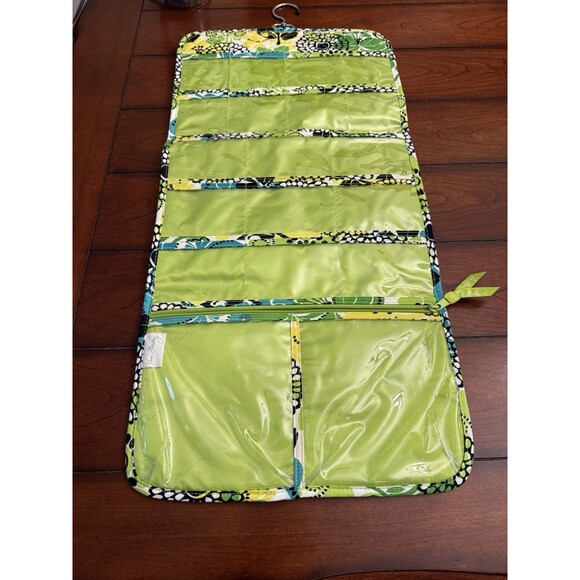 Vera Bradley Keep It Up Jewelry‎ Organizer in Lime Green - Picture 1 of 7